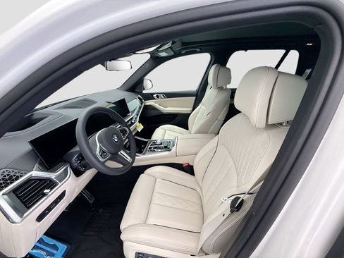 New 2026 BMW X5 M60i AWD/4WD image 18