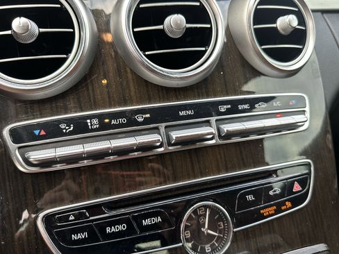 Used 2017 Mercedes-Benz C 300 Cabriolet image 17