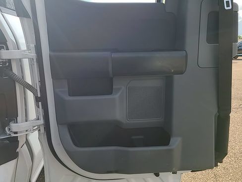 Used 2024 Ford F150 XL RWD image 23