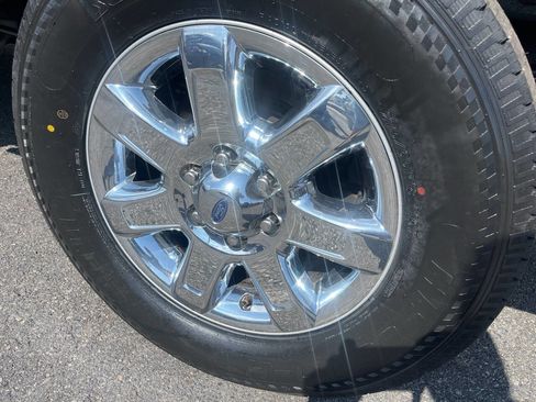 Used 2014 Ford F150 XLT w/ Equipment Group 302A Luxury image 12