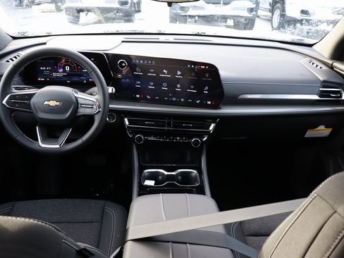 New 2026 Chevrolet Traverse LT image 18