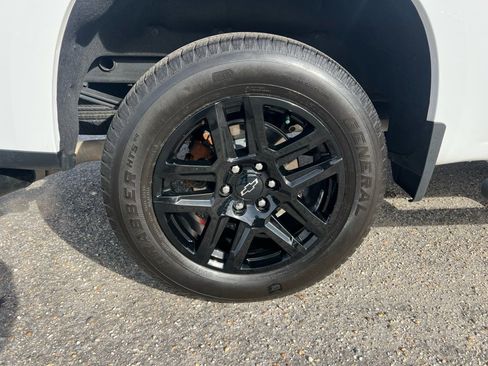 Certified 2024 Chevrolet Silverado 1500 Custom w/ Rally Edition image 23