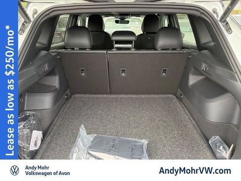 New 2026 Volkswagen Tiguan SE R-Line AWD/4WD image 5
