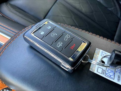 Used 2024 Jeep Grand Wagoneer L Series III image 13