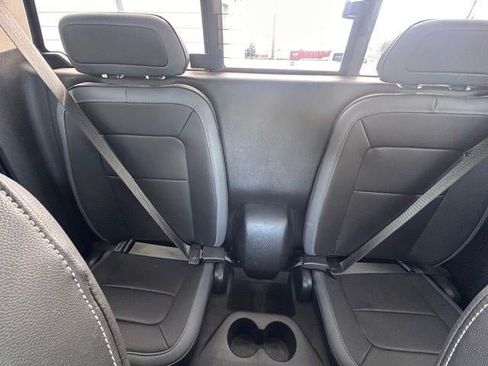 Used 2018 Chevrolet Colorado Z71 AWD/4WD image 21
