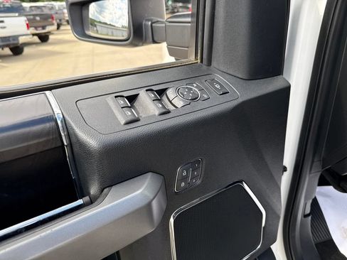Used 2019 Ford F350 Platinum w/ Platinum Ultimate Package AWD/4WD image 27