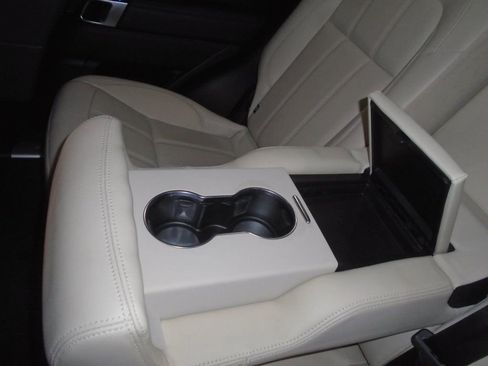 Used 2019 Land Rover Range Rover Sport HSE AWD/4WD image 40