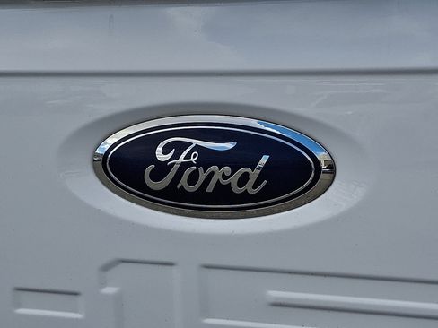 Certified 2022 Ford F150 Lariat w/ Equipment Group 501A Mid AWD/4WD image 29
