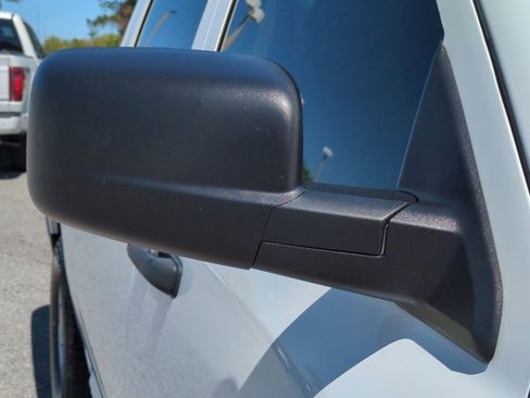 Used 2019 RAM 1500 Tradesman w/ Chrome Appearance Group image 12