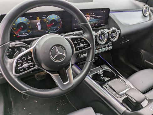 Used 2023 Mercedes-Benz GLA 250 4MATIC image 15