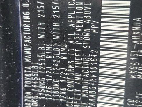 Used 2024 Toyota Corolla Cross L image 31