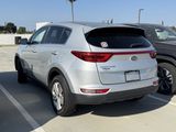 Used 2019 Kia Sportage LX image 4