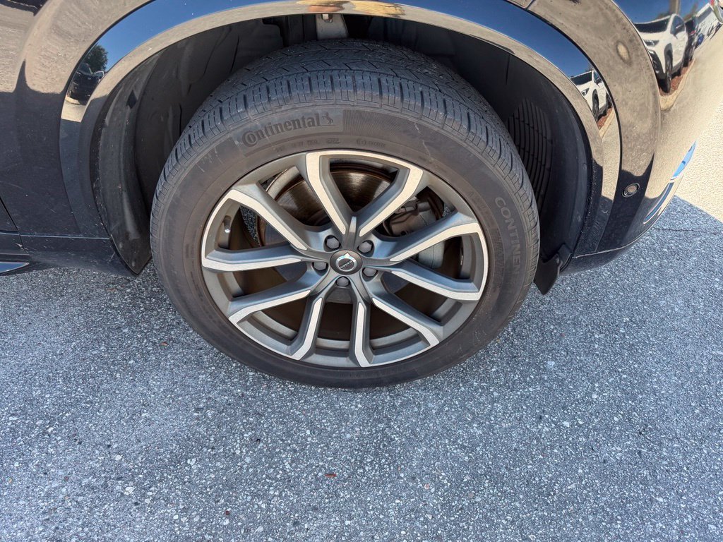 Used 2018 Volvo XC90 T5 Momentum w/ Convenience Package FWD image 4