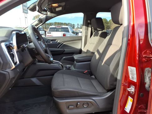 Used 2024 GMC Canyon Elevation w/ Convenience Package image 19