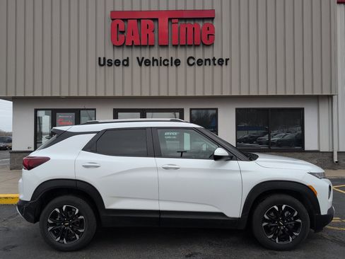 Used 2021 Chevrolet TrailBlazer LT w/ Convenience Package image 1