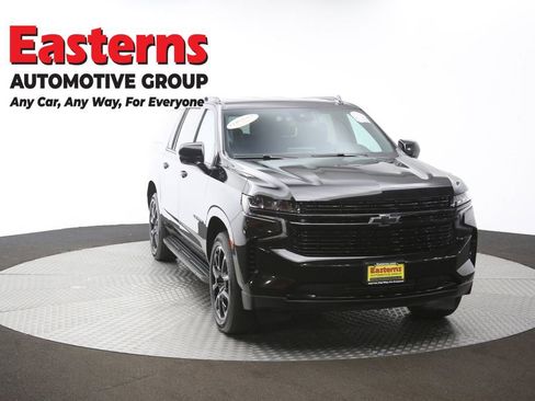 Used 2024 Chevrolet Suburban RST RWD image 53
