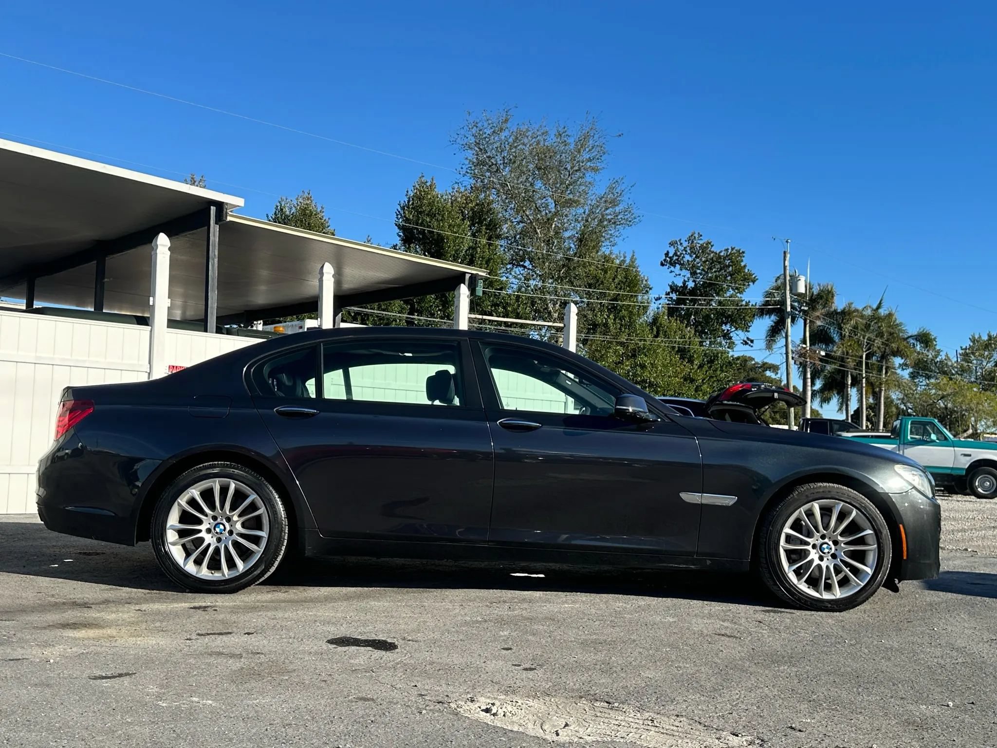 Used 2014 BMW 740Li RWD image 6