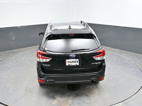 Used 2023 Subaru Forester Premium AWD/4WD image 29