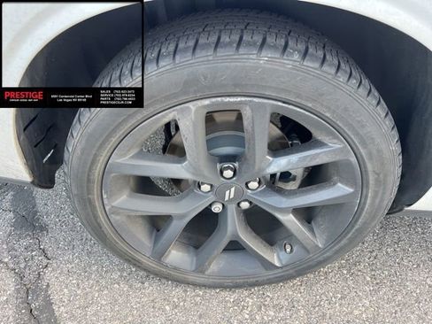 Used 2023 Dodge Challenger SXT w/ Blacktop Package image 12