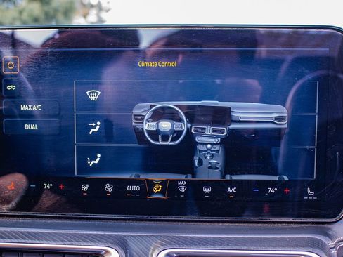 Used 2024 Ford Mustang Premium image 24