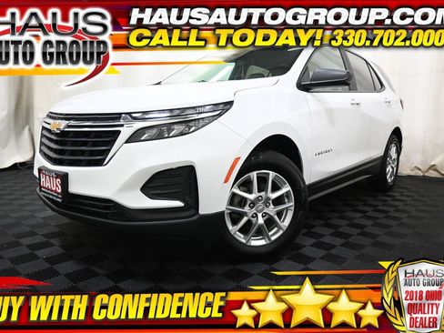 Used 2023 Chevrolet Equinox LS w/ LS Convenience Package AWD/4WD image 1