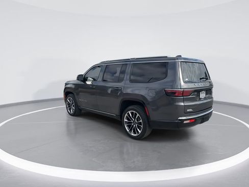 Used 2022 Jeep Wagoneer Series III w/ Premium Group I image 5