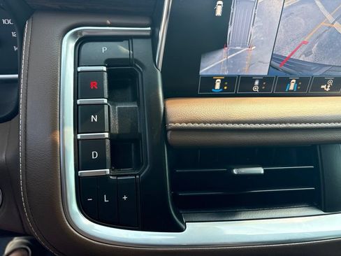 Used 2021 Chevrolet Tahoe High Country AWD/4WD image 22