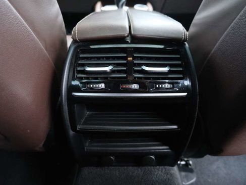 Used 2019 BMW 540i xDrive w/ M Sport Package image 30