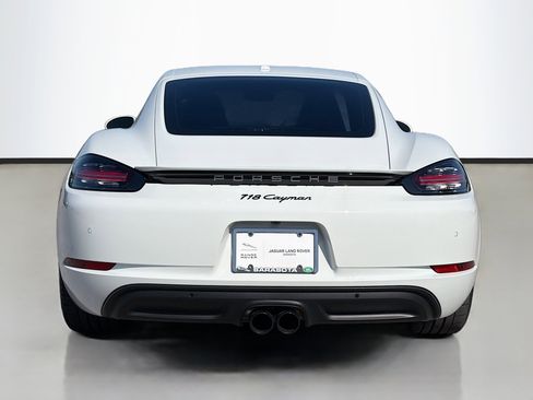 Used 2025 Porsche 718 Cayman RWD image 4