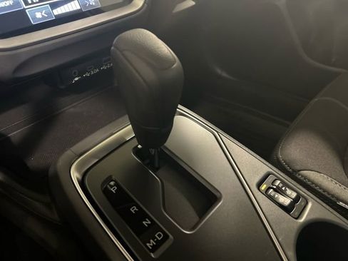 Certified 2025 Subaru Crosstrek 2.0i Premium image 18