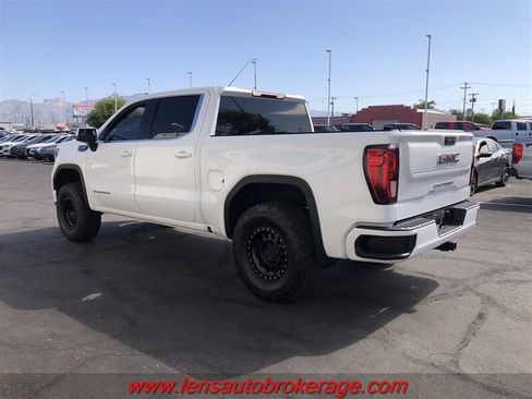 Used 2022 GMC Sierra 1500 SLE AWD/4WD image 10