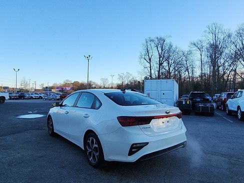 Used 2021 Kia Forte LXS image 3