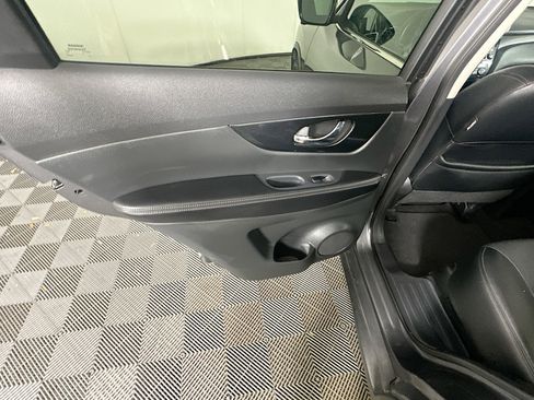 Used 2015 Nissan Rogue SL w/ SL Premium Package AWD/4WD image 26