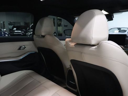 Used 2024 BMW 330e w/ Premium Package image 25