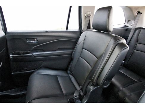 Used 2022 Honda Pilot Elite image 9