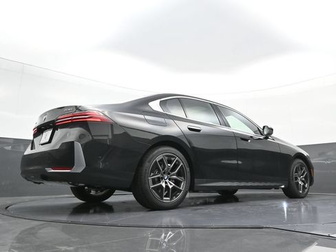New 2027 BMW 530i xDrive AWD/4WD image 28