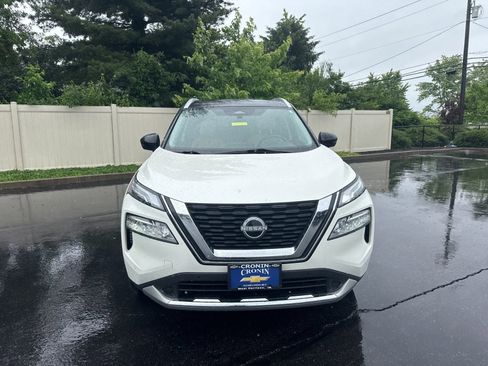 Used 2023 Nissan Rogue Platinum AWD/4WD image 2