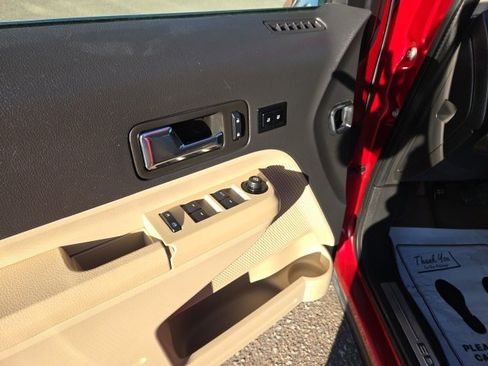 Used 2010 Ford Edge Limited image 22