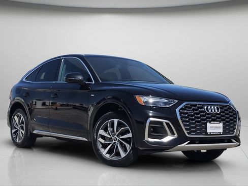 Used 2023 Audi Q5 2.0T Premium Plus w/ Premium Plus Package AWD/4WD image 2