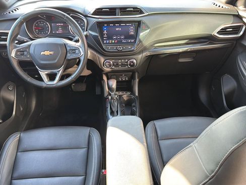 Used 2022 Chevrolet TrailBlazer ACTIV w/ Sun and Liftgate Package FWD image 43