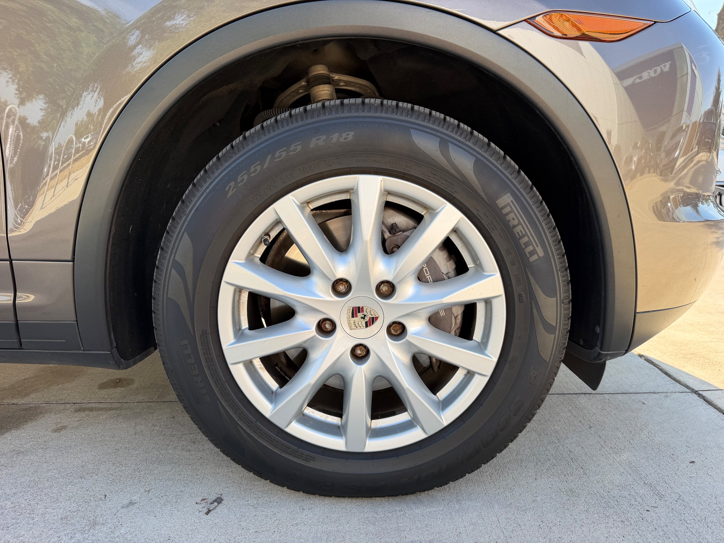 Used 2012 Porsche Cayenne AWD/4WD image 9