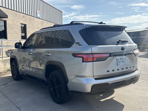 Used 2024 Toyota Sequoia Limited w/ TRD Off-Road Package AWD/4WD image 5