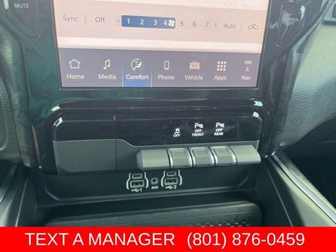 Used 2025 RAM 1500 Big Horn AWD/4WD image 23