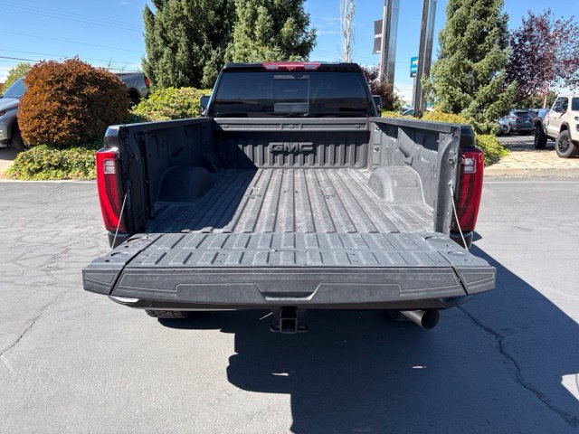 Used 2025 GMC Sierra 3500 Denali w/ Denali Reserve Package AWD/4WD image 9