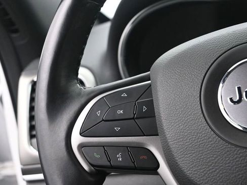 Used 2021 Jeep Grand Cherokee Limited image 28