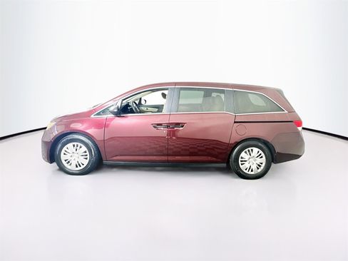 Used 2014 Honda Odyssey LX image 3