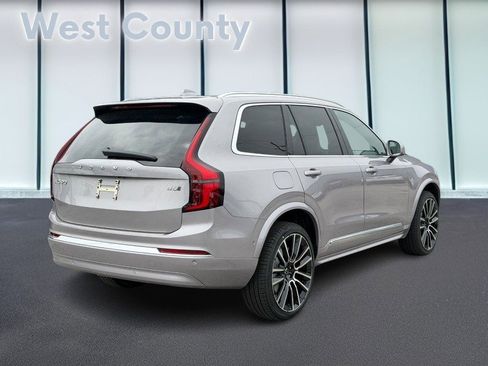 New 2026 Volvo XC90 B6 Plus w/ Protection Package Premier AWD/4WD image 3
