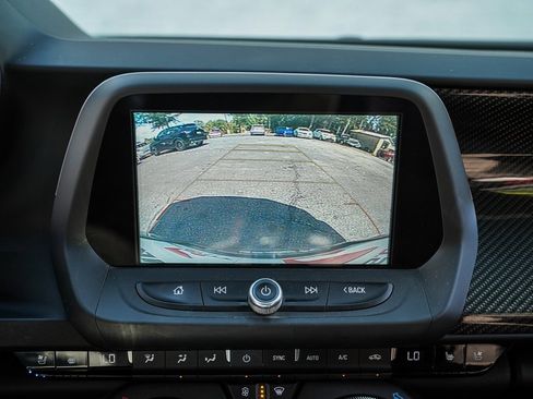 Used 2018 Chevrolet Camaro ZL1 image 32