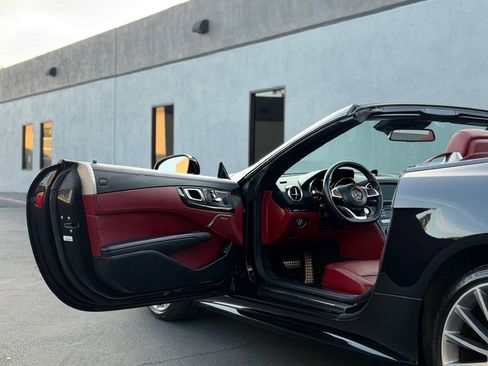 Used 2019 Mercedes-Benz SL 450 image 15