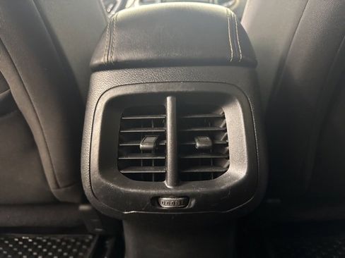 Used 2016 Jeep Cherokee Sport w/ Cold Weather Group image 13